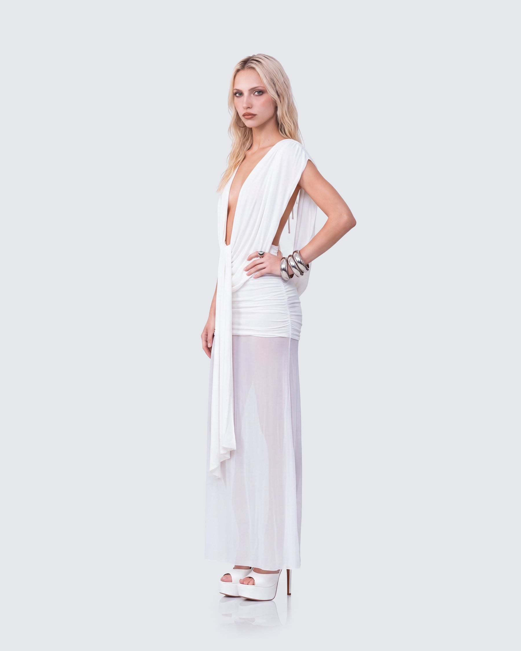 Vestido Longo Nolia Branco Gola Degagê