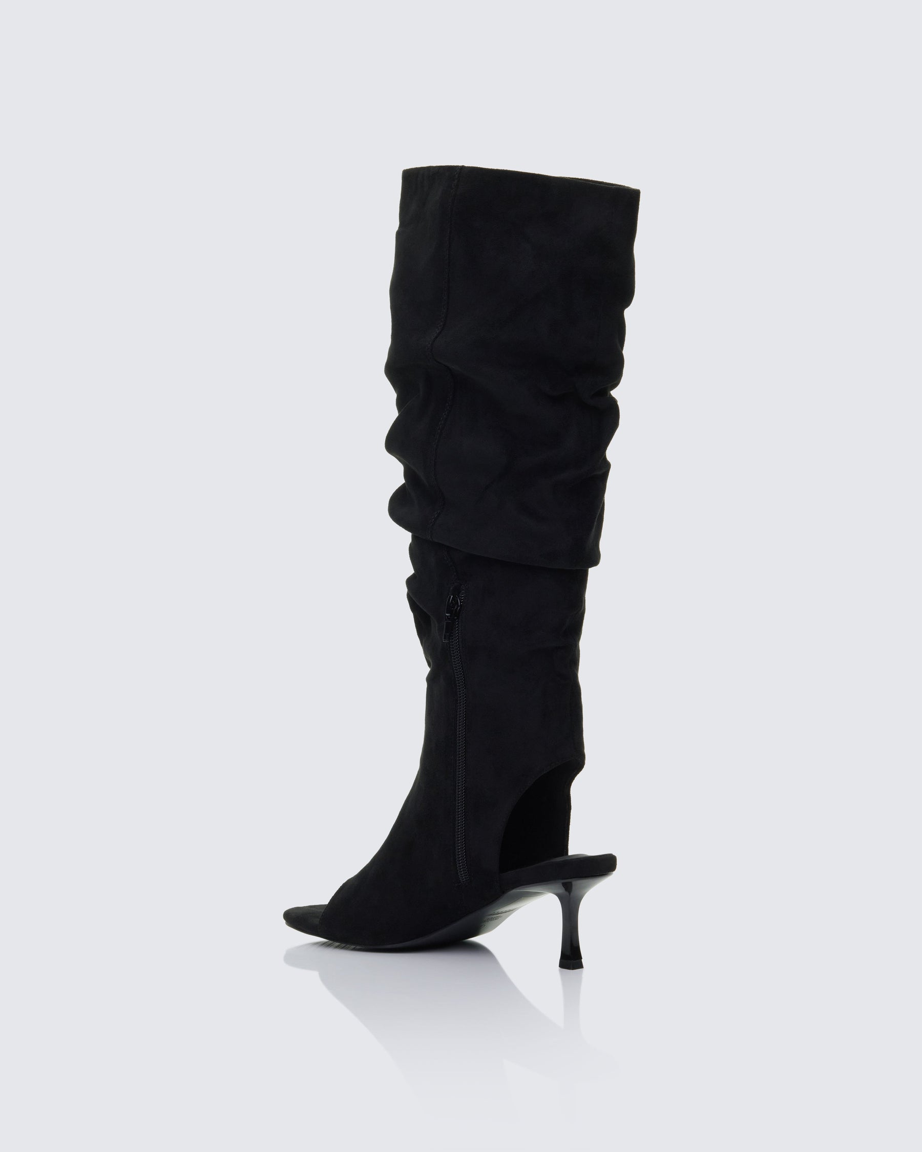 Bota Stormi Preta de Camurça Sintética Peep Toe