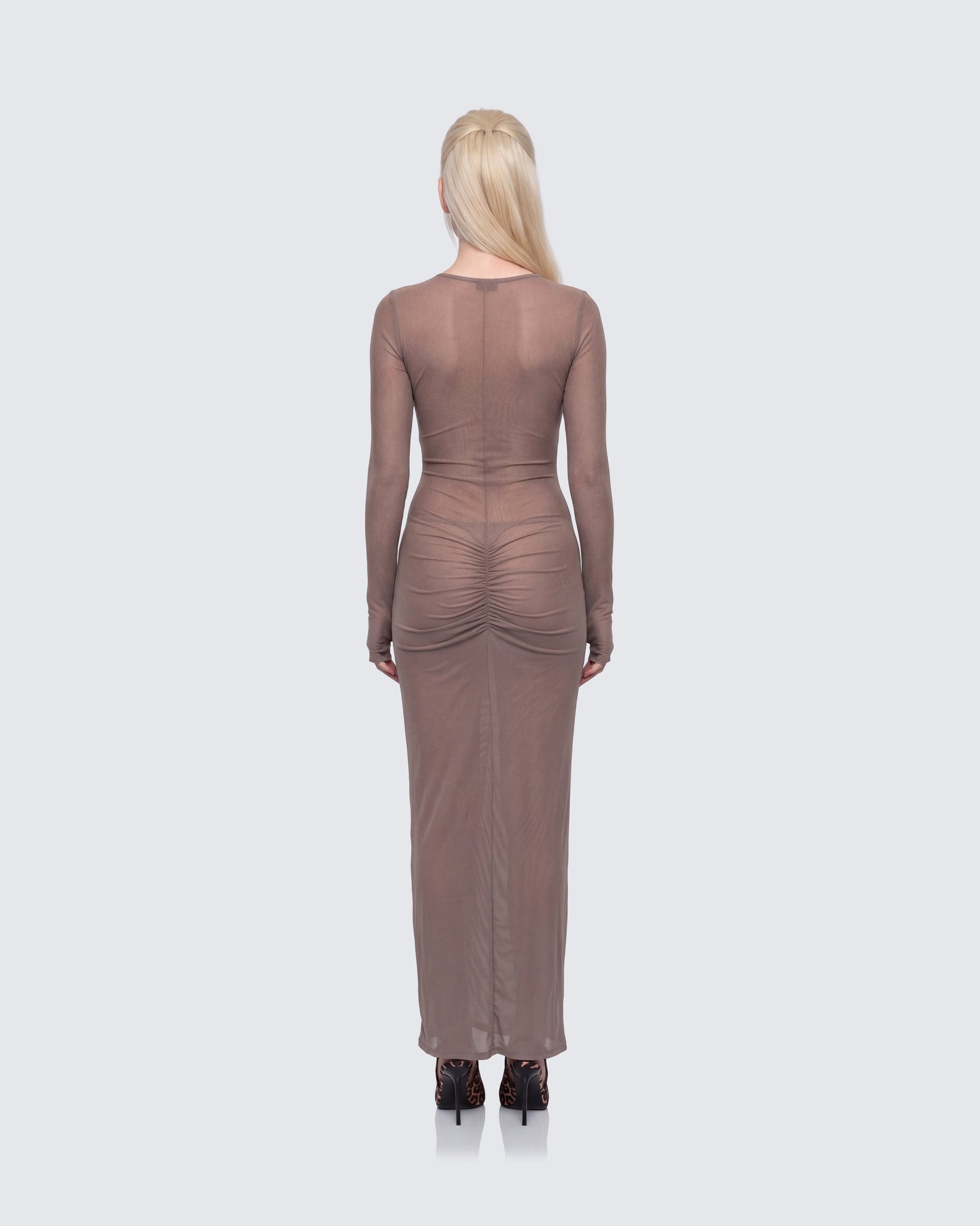 Vestido Longo Sera Marrom de Tule Transparente